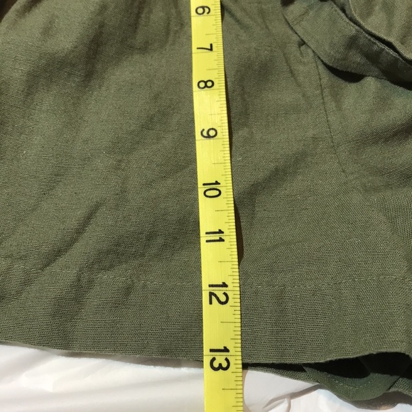 2 for $20 American Eagle Green Paper Bag Shorts XS - Picture 9 of 12